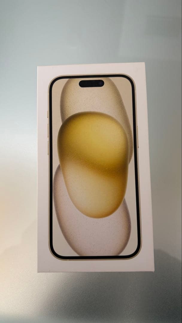 iPhone 15 128GB イエロー　SIMフリー 本体