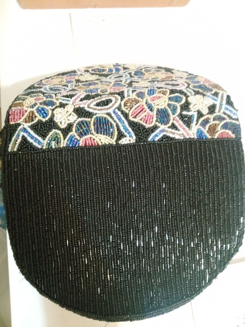 柏ビーズ刺繍 ショルダーバッグ 黒