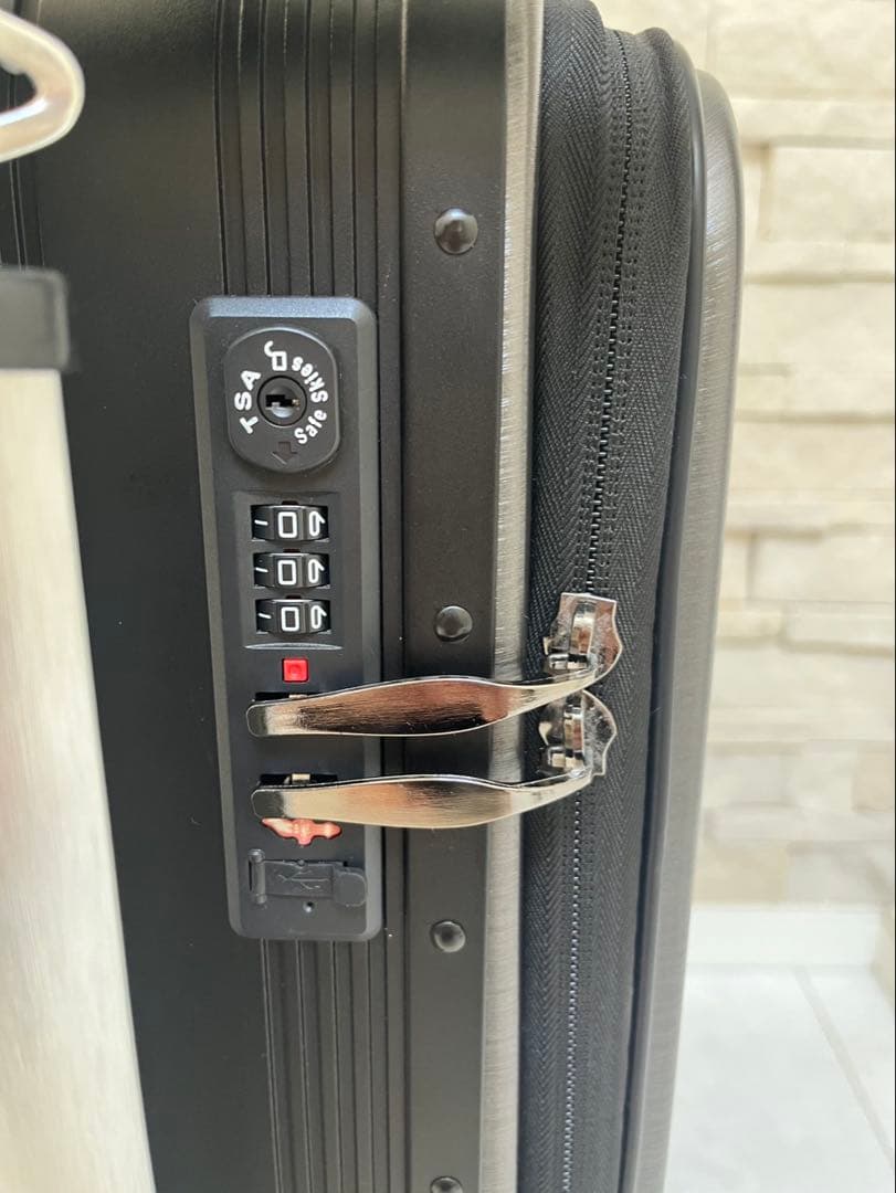 【極美品】Airwheel SE3S 電動スーツケース　正規品