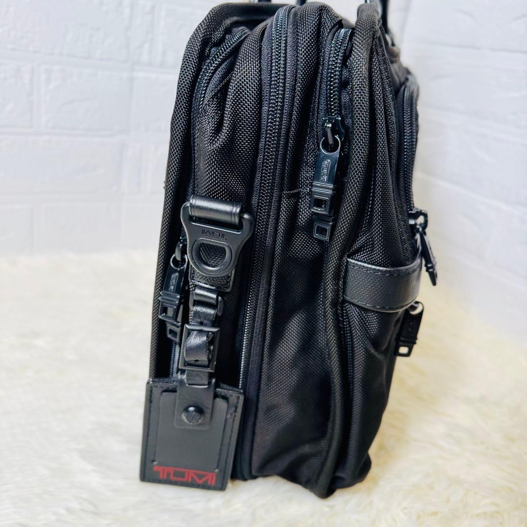 ☆美品☆TUMI アルファ2 エクスパンダブル 2WAYビジネスバッグ ブラック