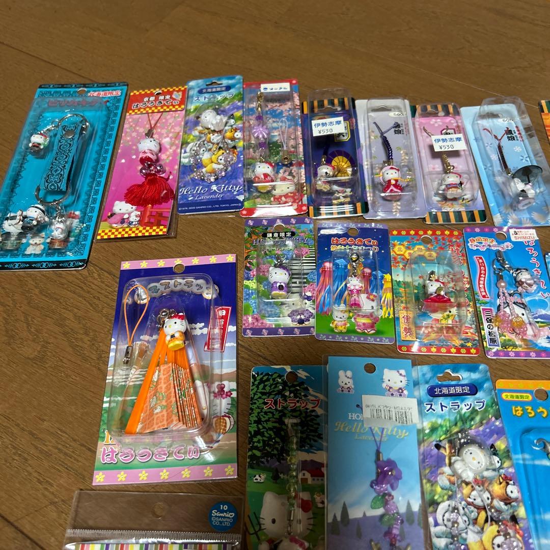 新品　激レア多数　ハローキティご当地ストラップ　60個　昭和レトロ　平成レトロ