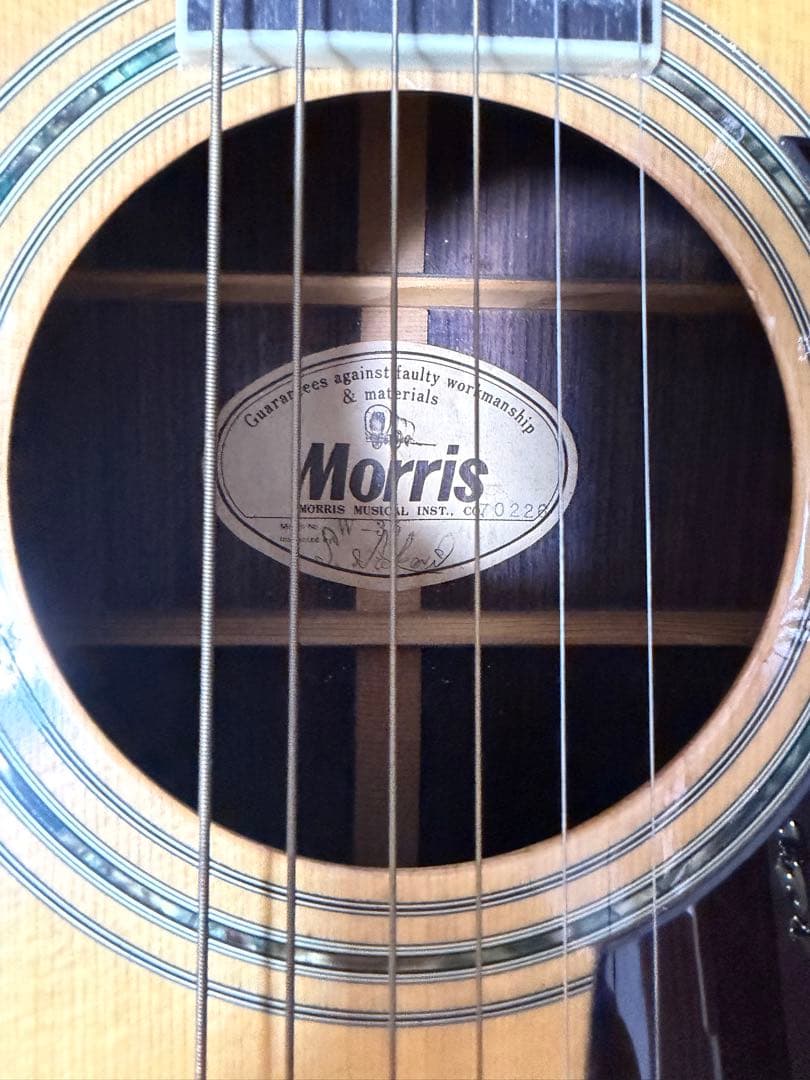 MORRIS アコースティックギター ストラップ付き