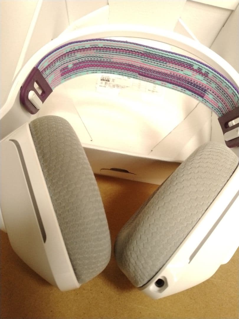 Logicool　ワイヤレス　RGB ゲーミングヘッドセット