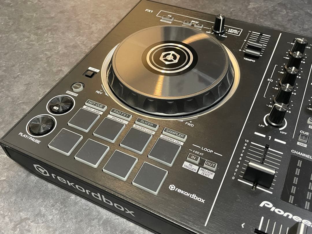 Pioneer DJ DDJ-RB DJコントローラー