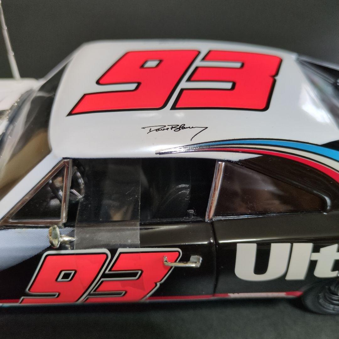 1/18ミニカー　 NASCAR　DODGE CHARGER　#93