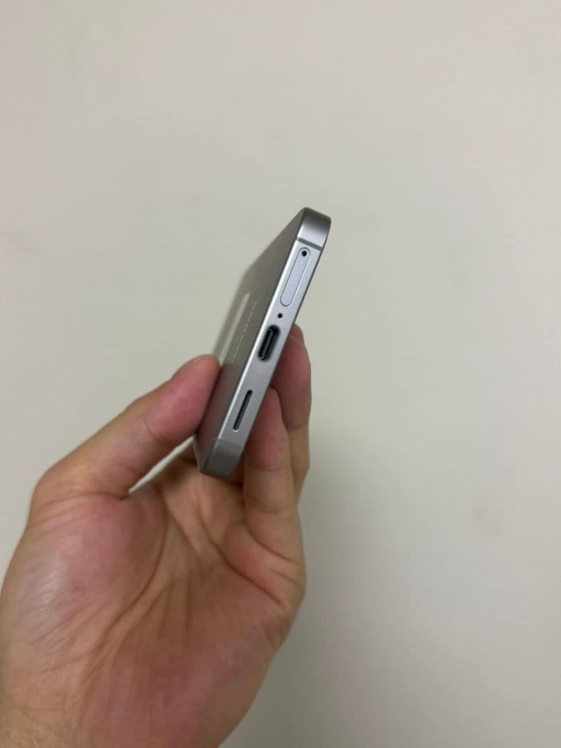 美品 Samsung Galaxy S25 12/256GB