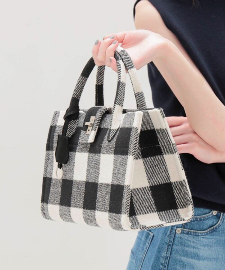 【新品未使用】ツルバイマリコオイカワ　Aimee ブロックチェック　ハンドバッグ
