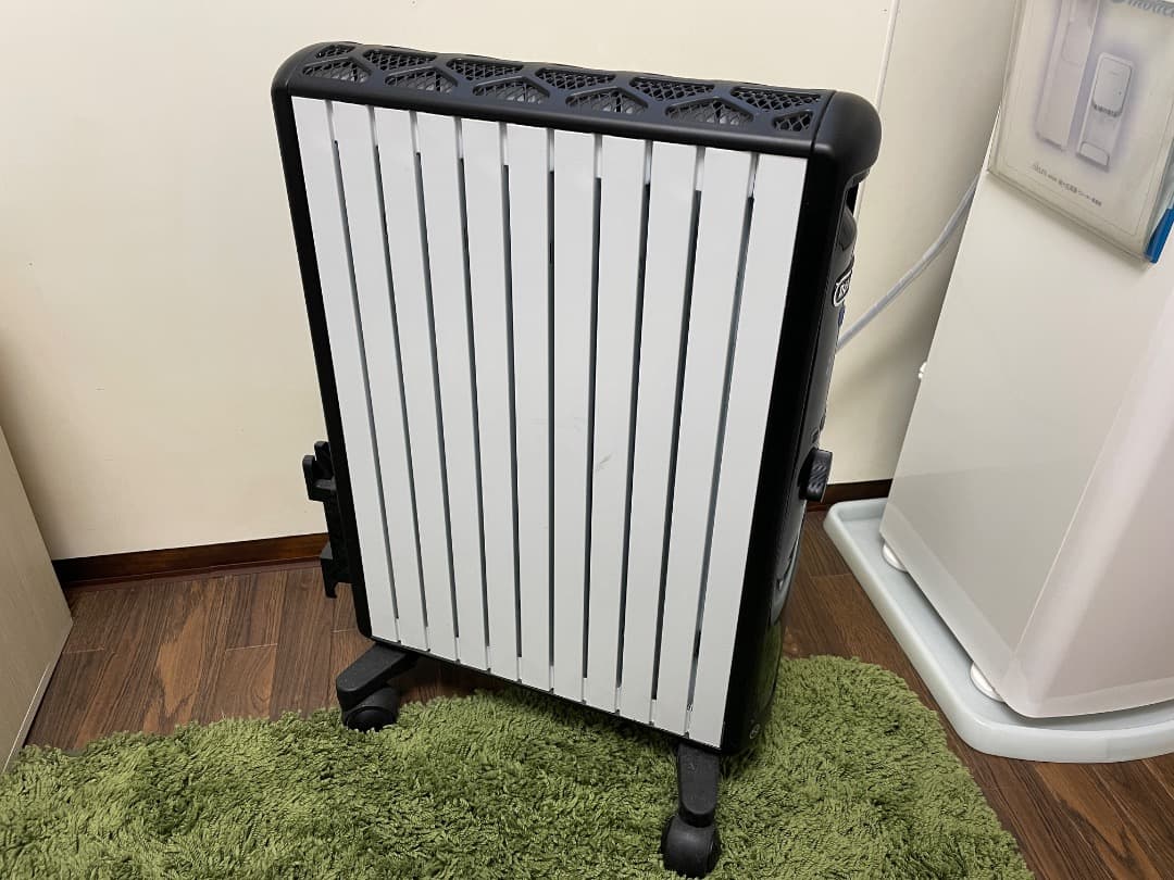 使用少ない・美品】デロンギ マルチダイナミックヒーター MDHU15-BK