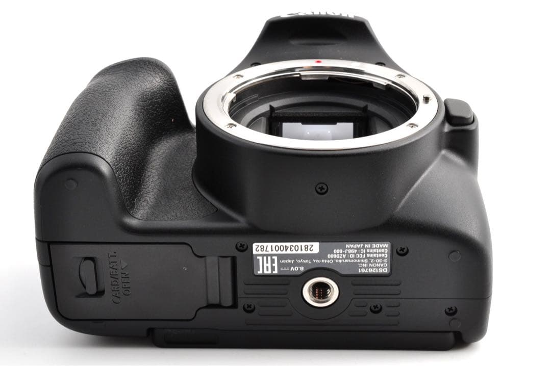 ■ ほぼ新品 ■ Canon EOS Kiss X10 ボディ おまけバック付き