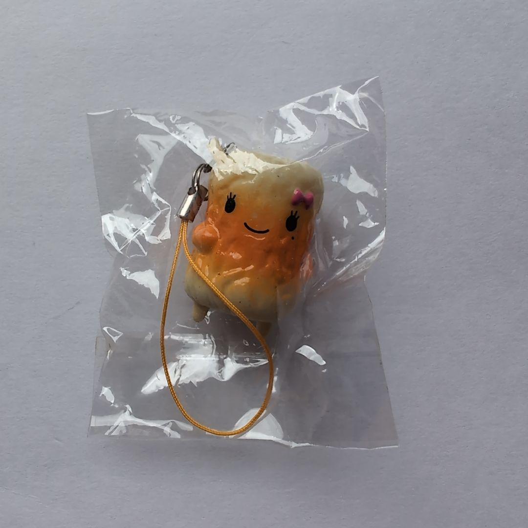 はいりたまえ！ちくわくん!!　ストラップ３種４体