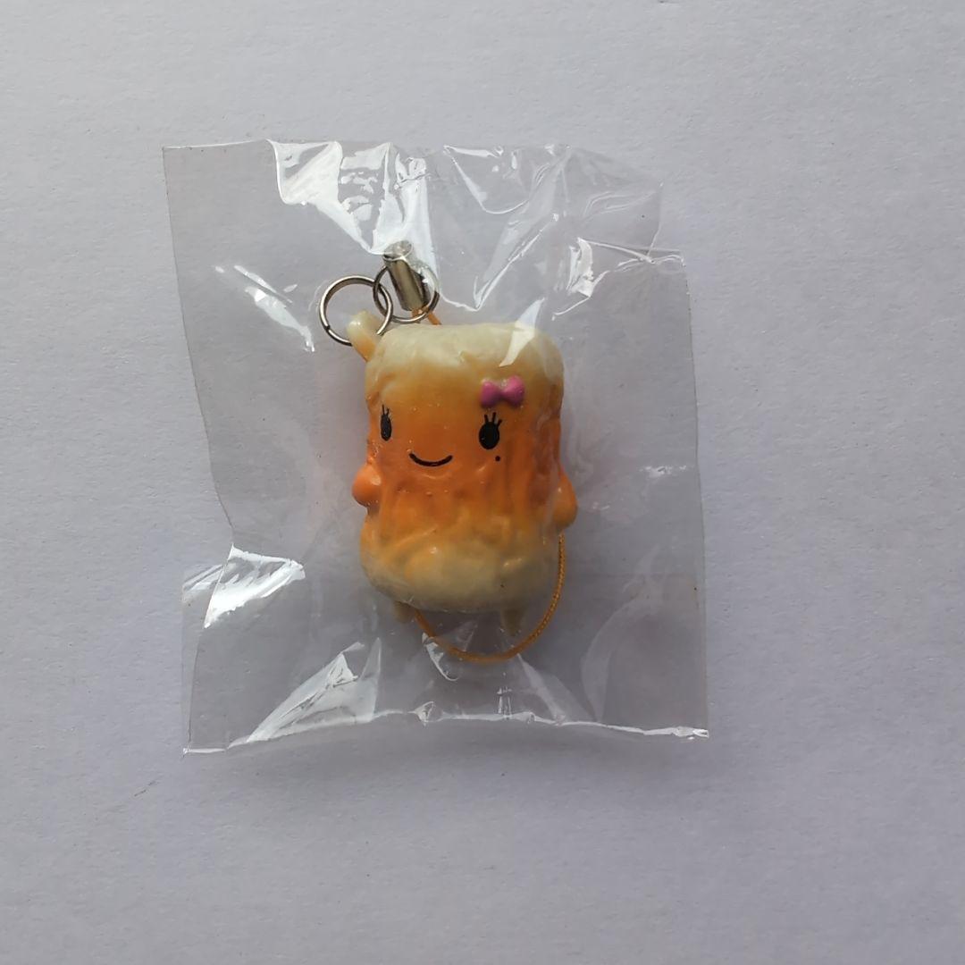 はいりたまえ！ちくわくん!!　ストラップ３種４体