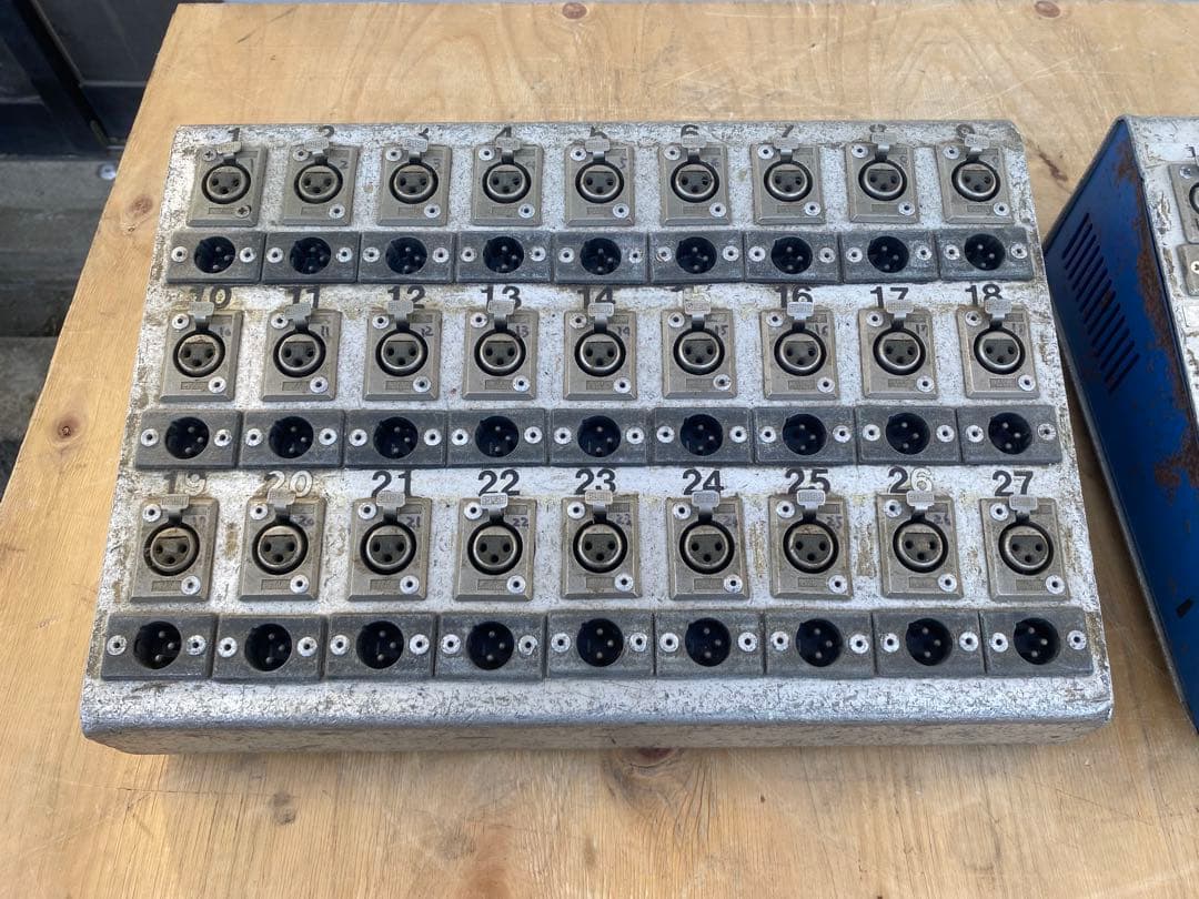 メーカー不明　コネクターパネル　2台セット　ジャンク品　中古品