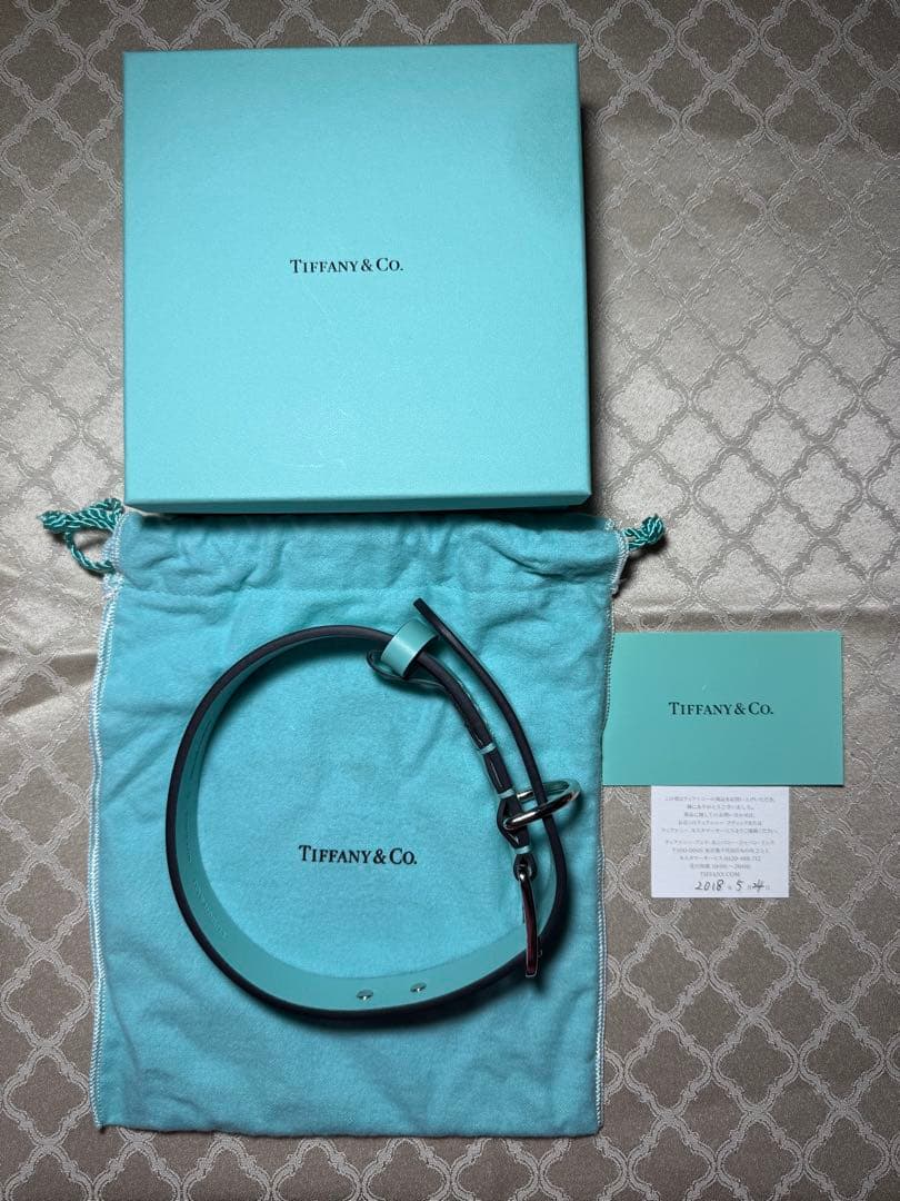 Tiffany & Co. ティファニーブルー レザー首輪