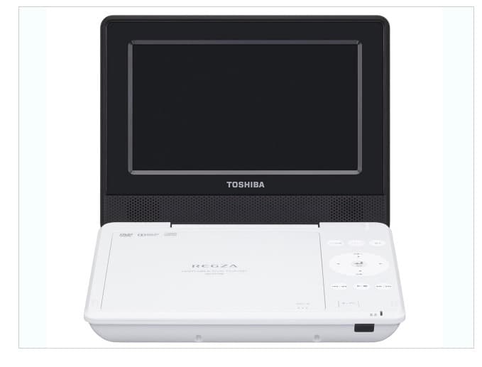 ○新品 TOSHIBA REGZA レグザポータブルプレーヤーSD-P710SW