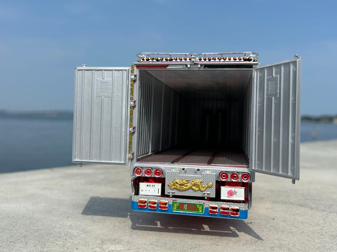 い*り様 トラック野郎一番星故郷特急便デコトラプラモデルアオシマ