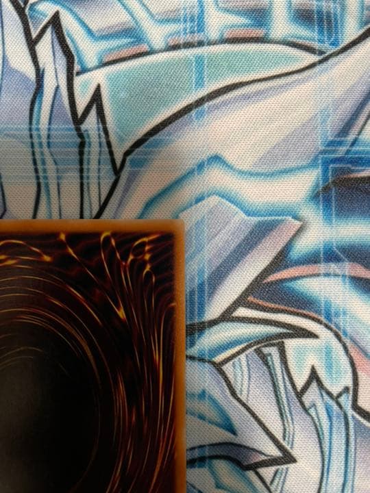 遊戯王　真紅眼の黒竜　レリーフ　レッドアイズブラックドラゴン