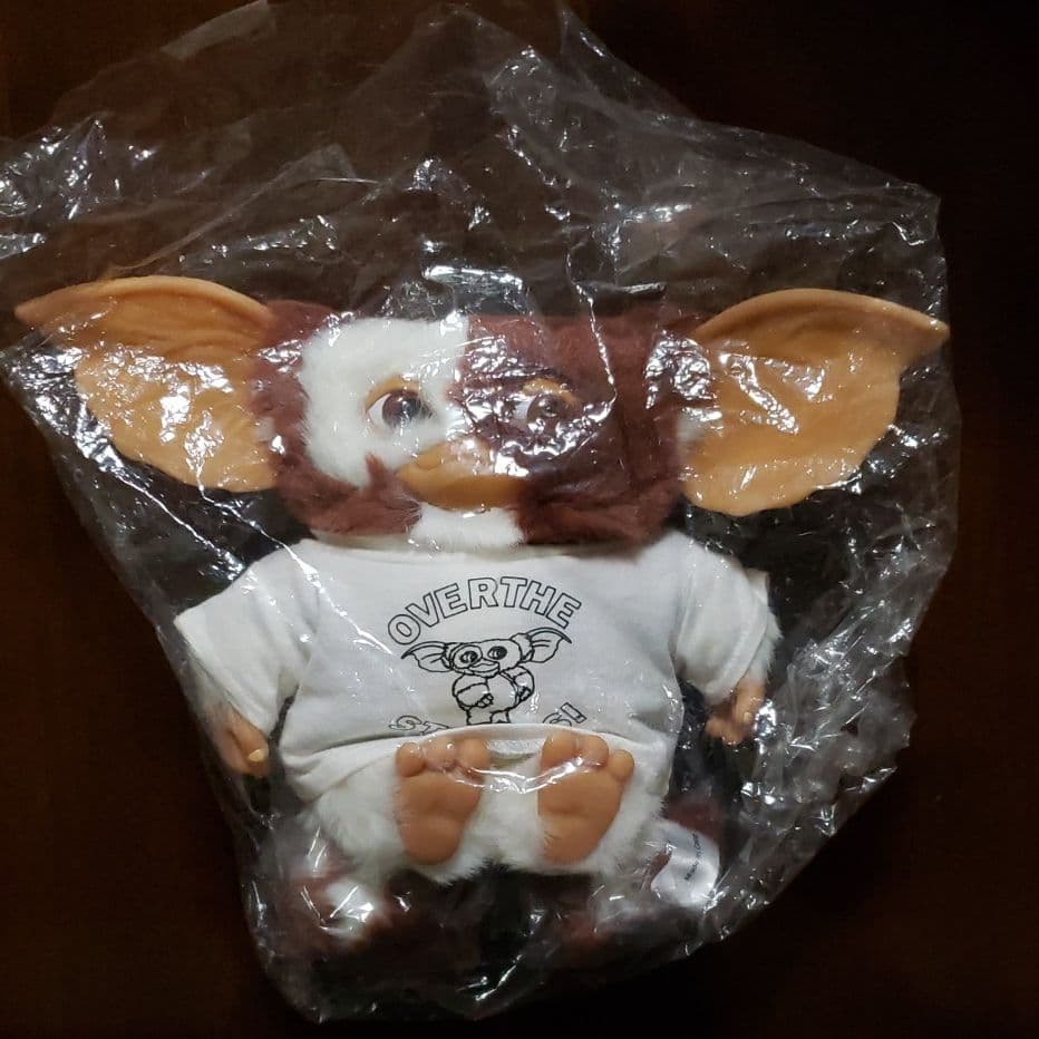 オーバーザストライプス　グレムリン　ぬいぐるみ