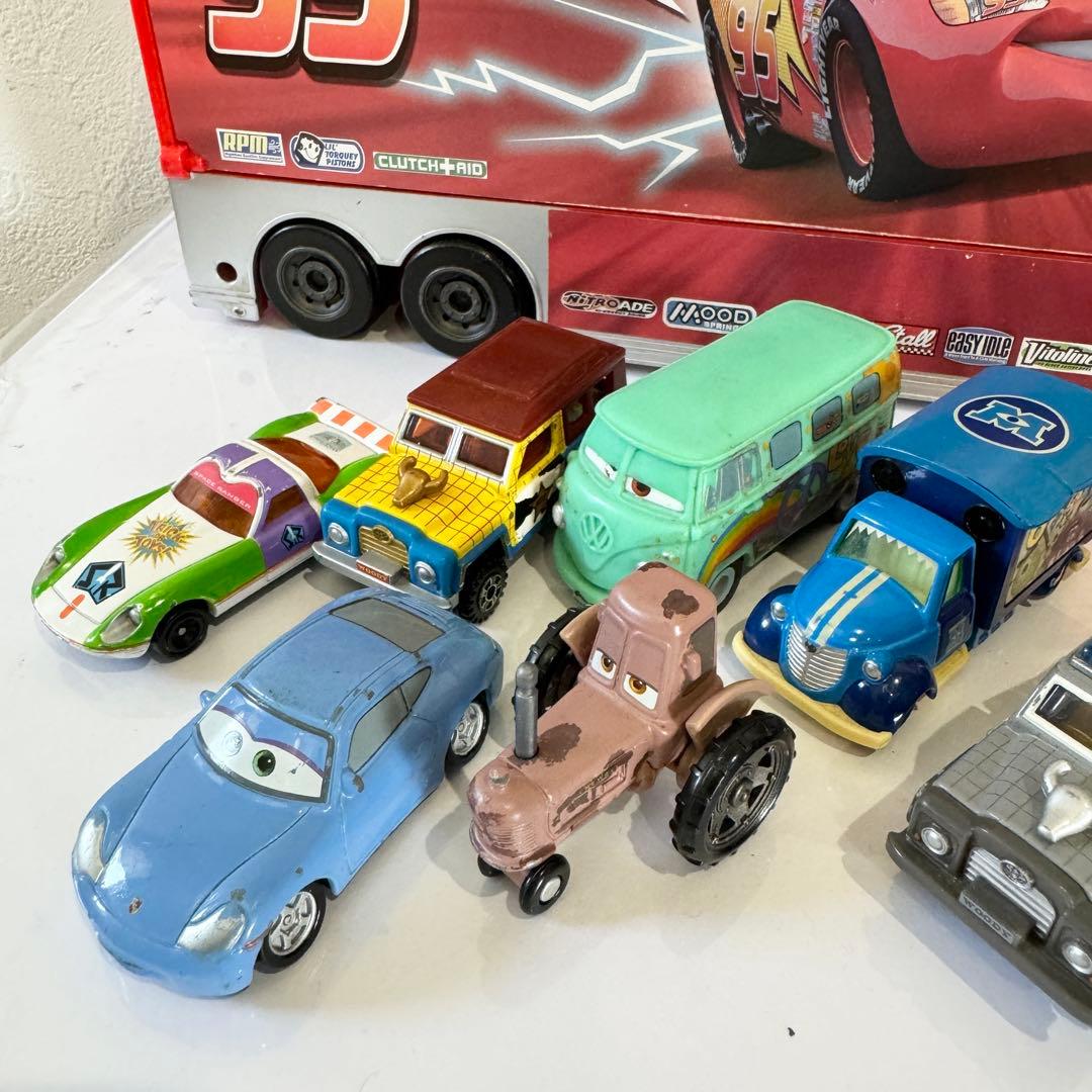 廃盤　希少　カーズトミカ 大きなコレクションケース マック　トイストーリー