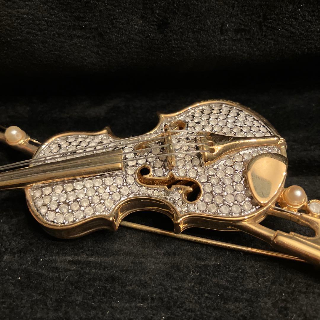 SWAROVSKI スワロフスキー ヴァイオリン ブローチ ゴールド