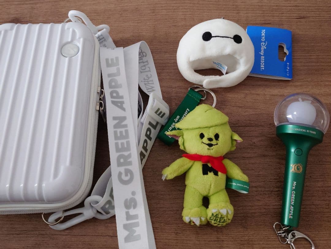 メメル　キーホルダー　Mrs. GREEN APPLE　バッグ　ライト