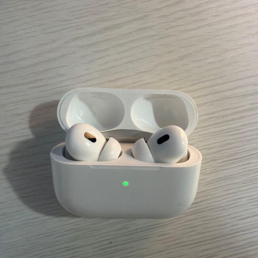 Apple AirPods pro第二世代　Lightning端子