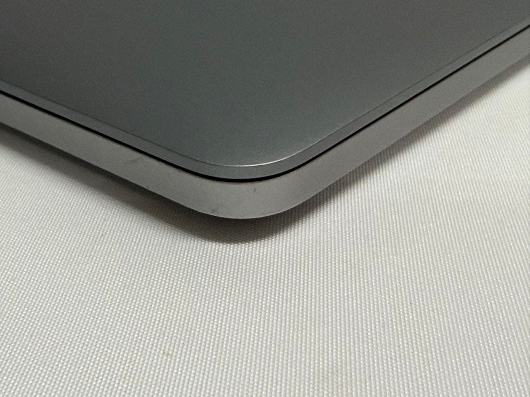 Apple MacBook Pro 13インチ(2017)