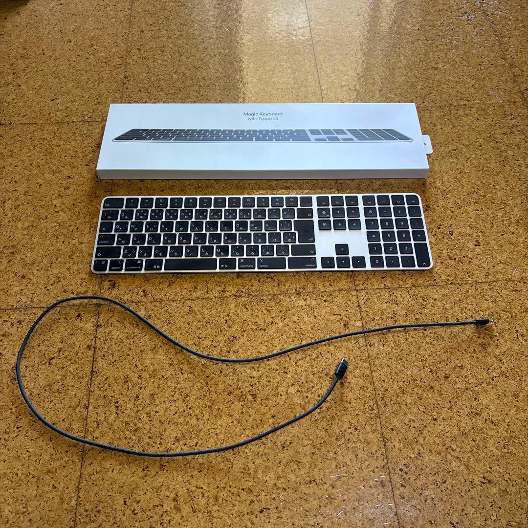 TouchID付きMagic Keyboard