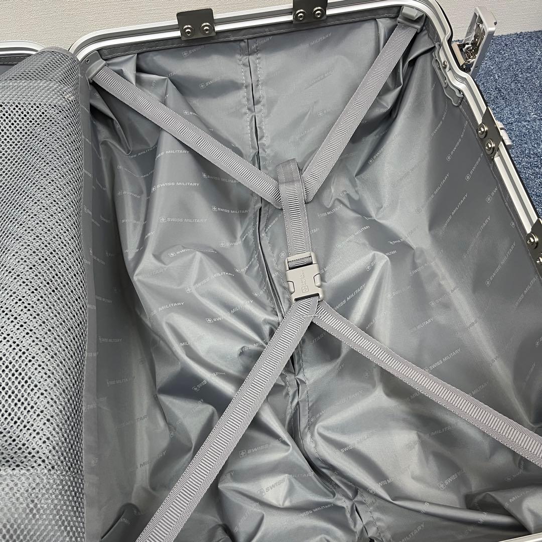 スイスミリタリー プレミアム Cタイプ キャリーケース 64L シルバー