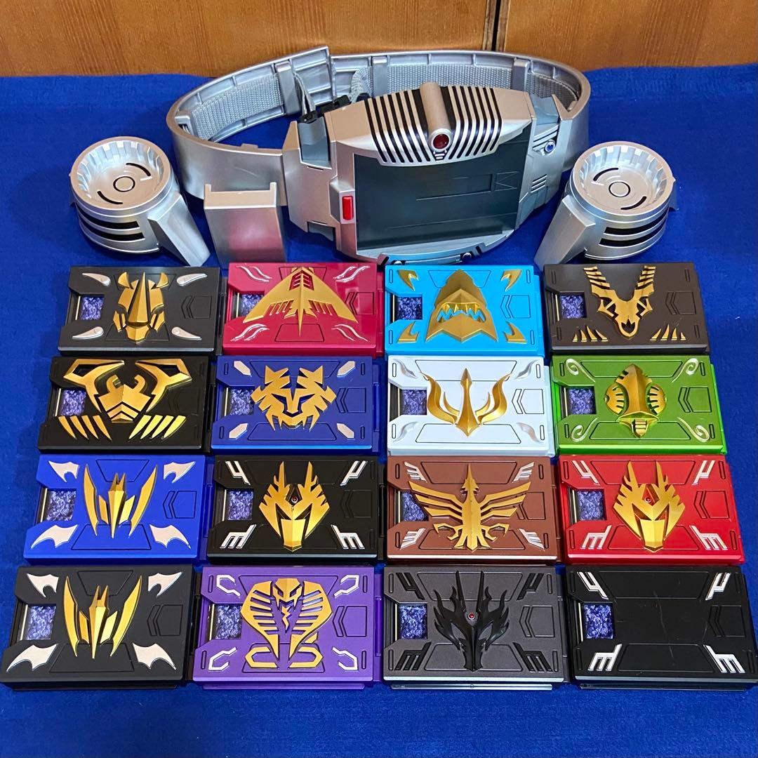 仮面ライダー龍騎　CSM Vバックル ベルト デッキ カード セット 81枚