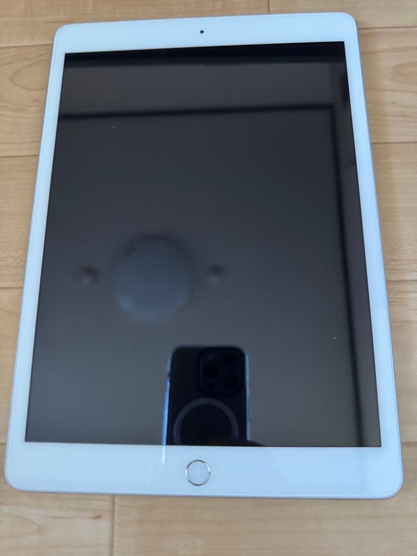iPad 第7世代　wifiモデル　32GB