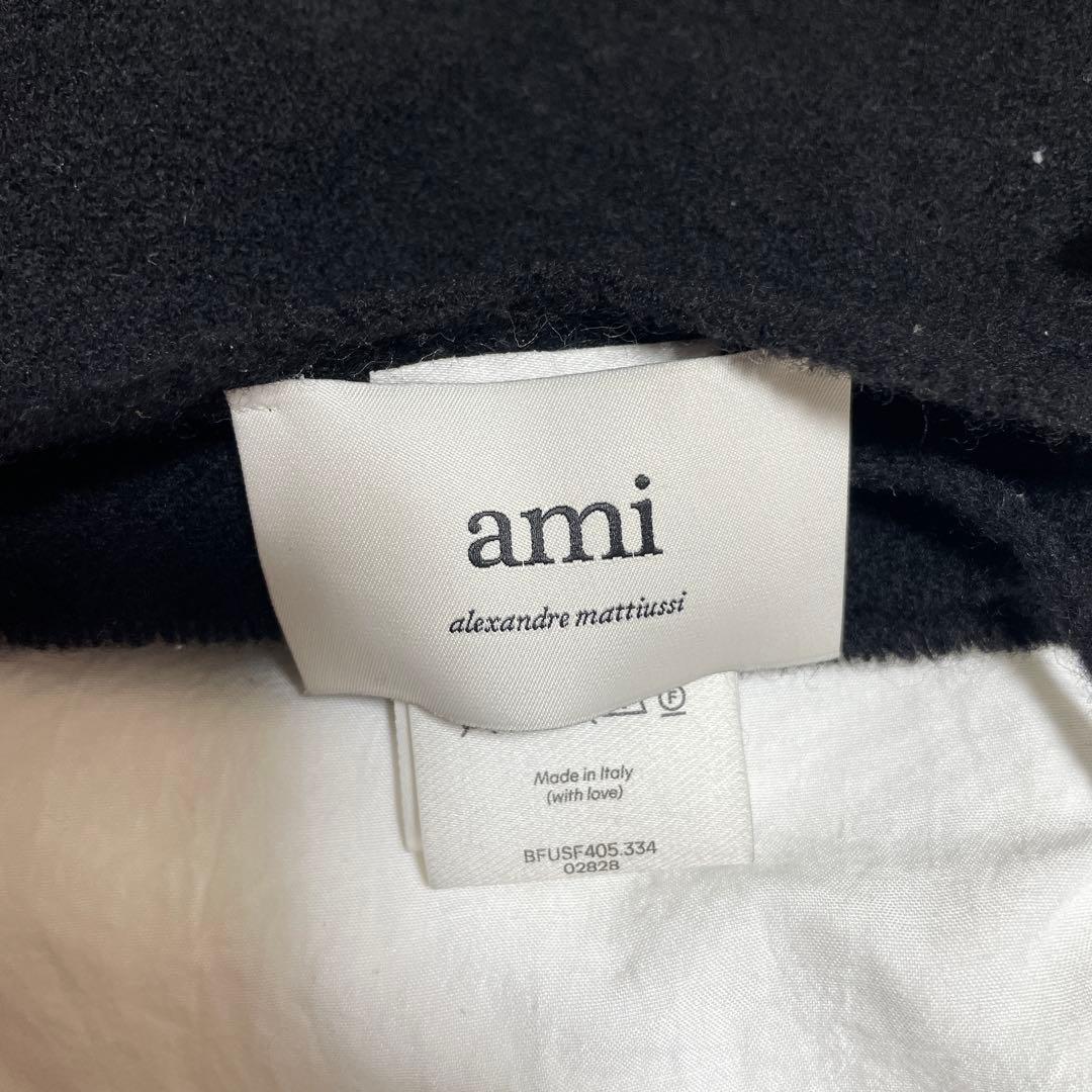 AMI PARIS黒　マフラー　美品