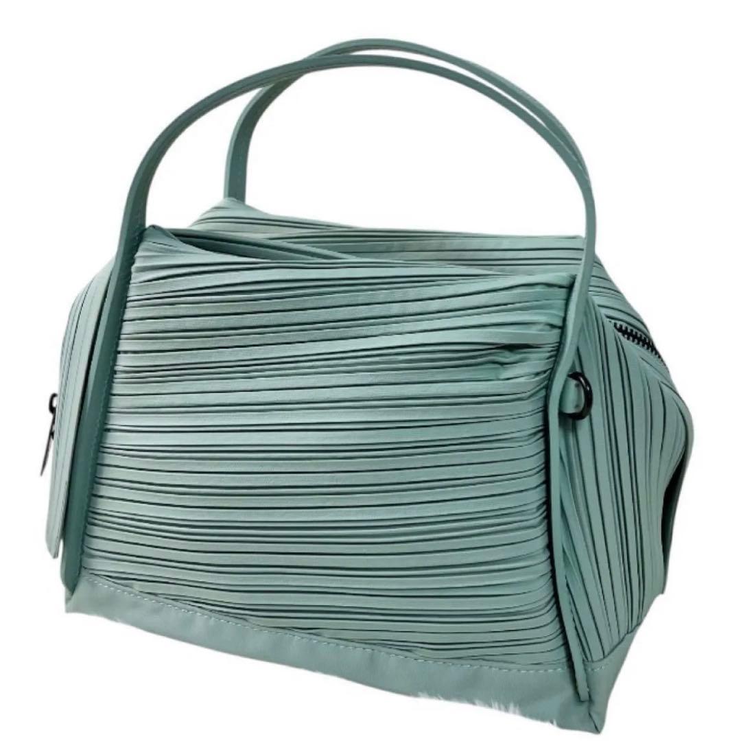 tomomo✨美品✨PLEATS PLEASEプリーツバッグライトグリーン