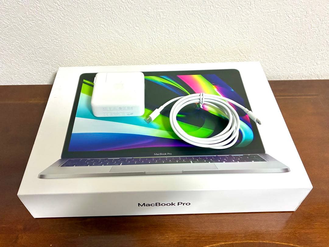 【値下げ】MacBook Pro M2 13” 8GB 512GB