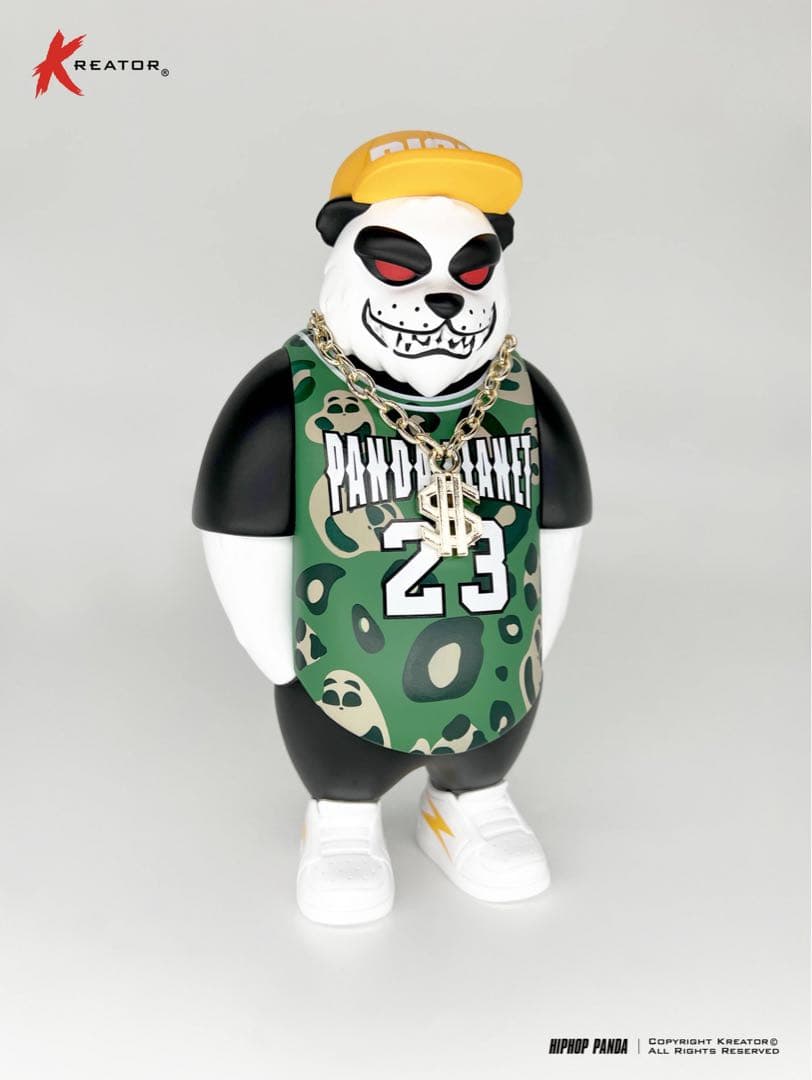 ヒップホップ・パンダ　緑　カッコいい　動物　アニマル　ポップカルチャー　おもちゃ