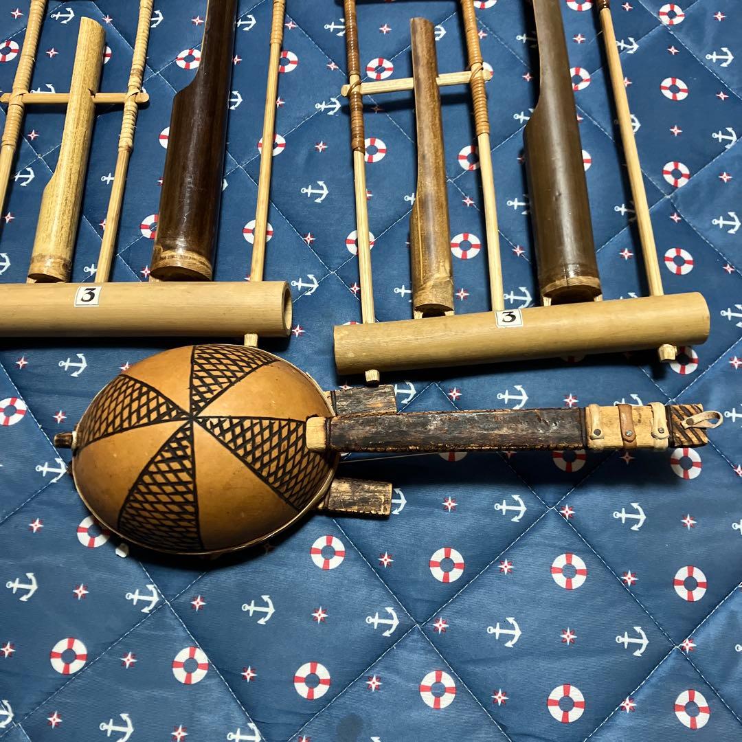 南アフリカ楽器アンクル、コア