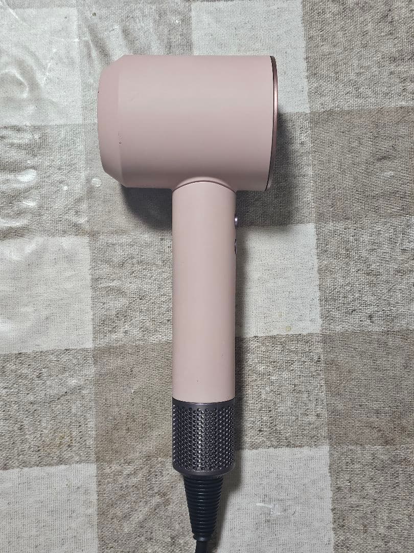 年始限定価格　保証付　ダイソン　メンテナンス済み　dyson hd08　最新ロゼ