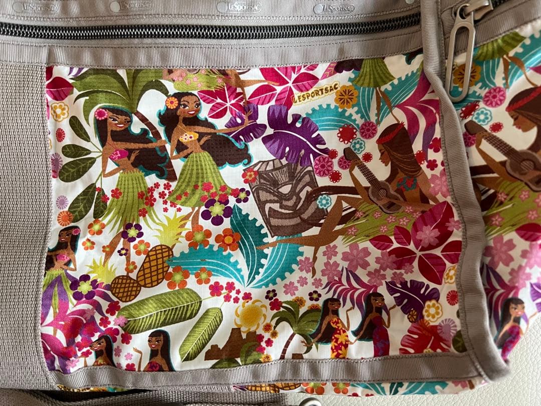 【新品未使用】レスポ　ハワイ限定フラガール　ラージウィークエンダー　ポーチ付き❣️