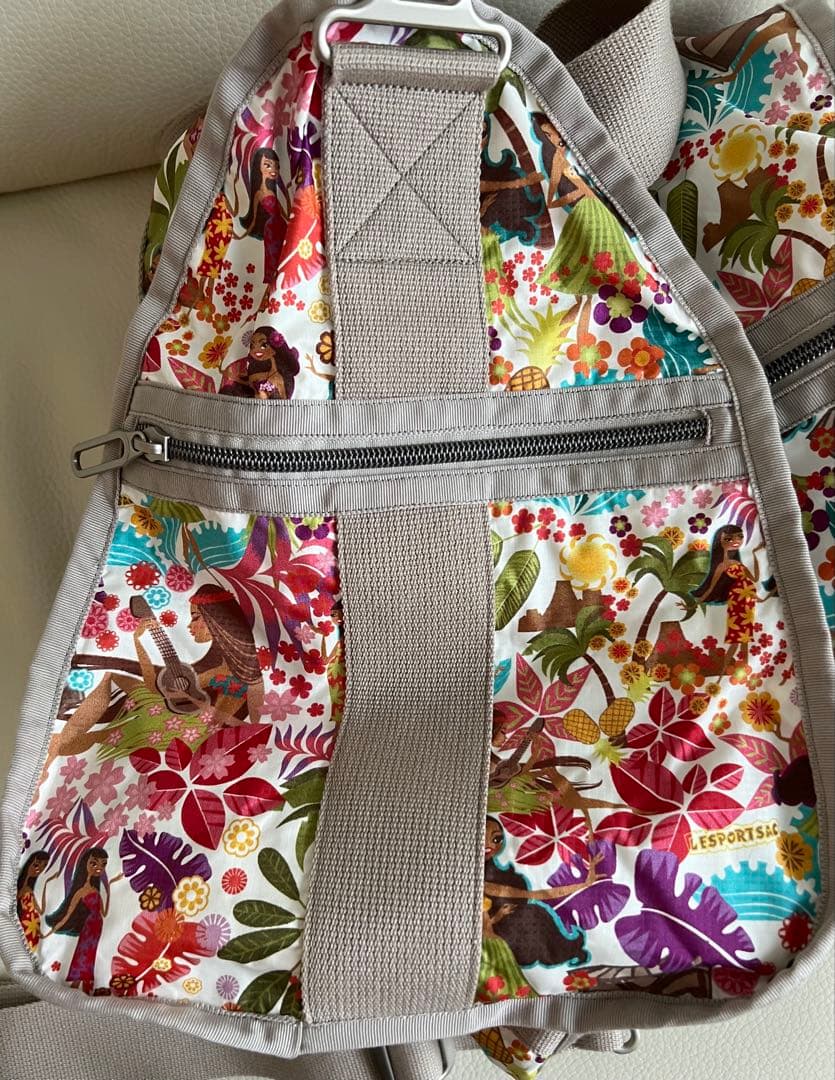 【新品未使用】レスポ　ハワイ限定フラガール　ラージウィークエンダー　ポーチ付き❣️