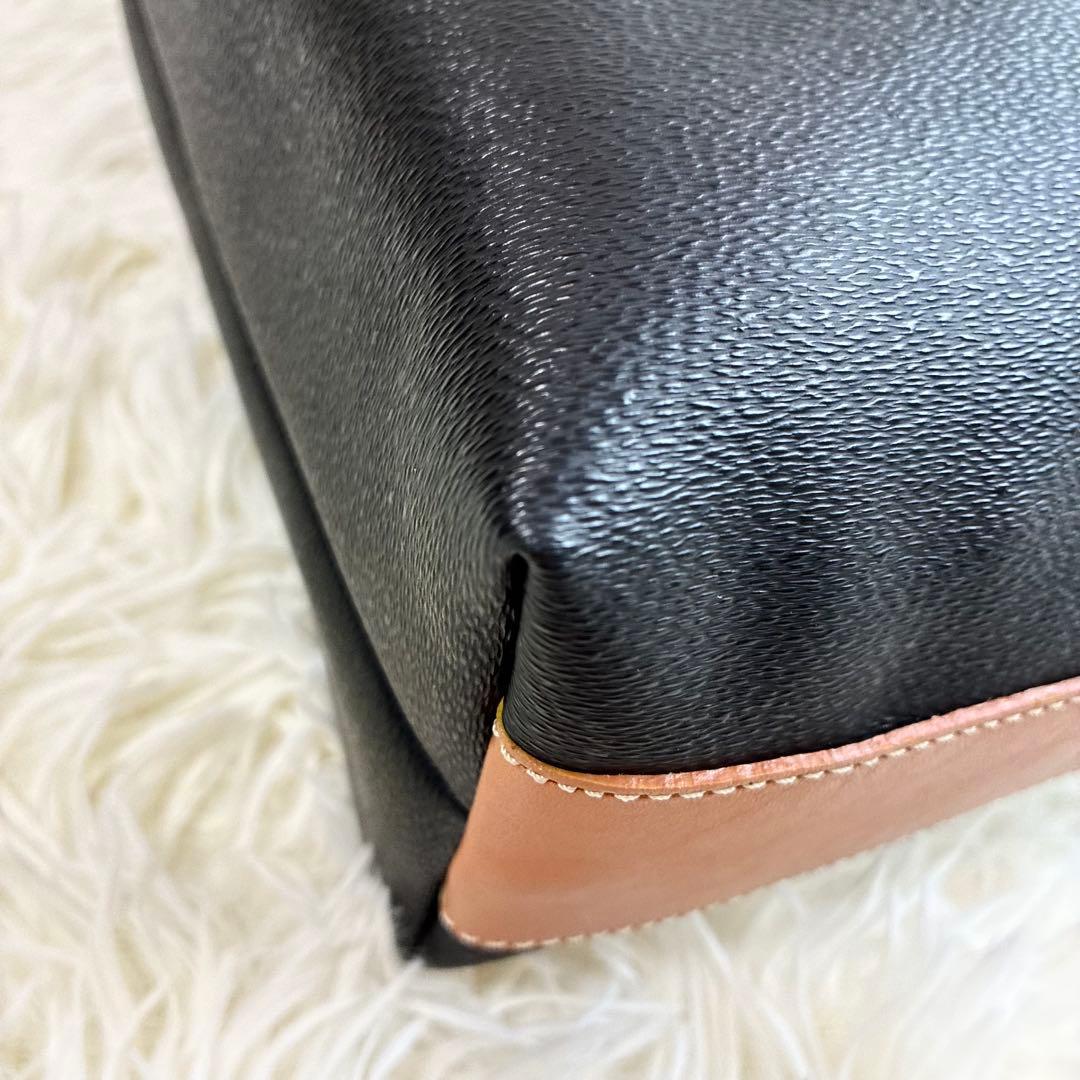 美品✨courreges ショルダーバッグ ハンドバッグ 2way レザー