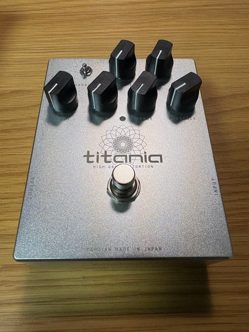 KarDiaN (カージアン) titania 初期型　ディストーション