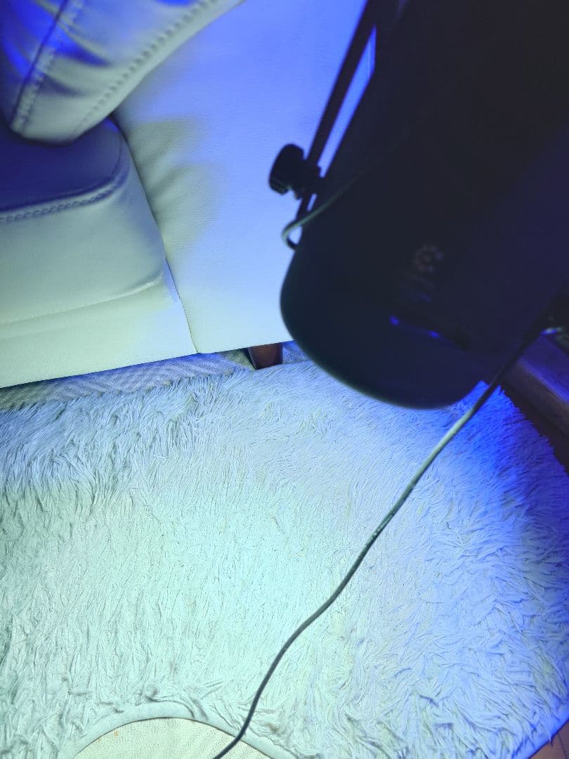 ①京セラ LED CERAPHIC マリンブルー