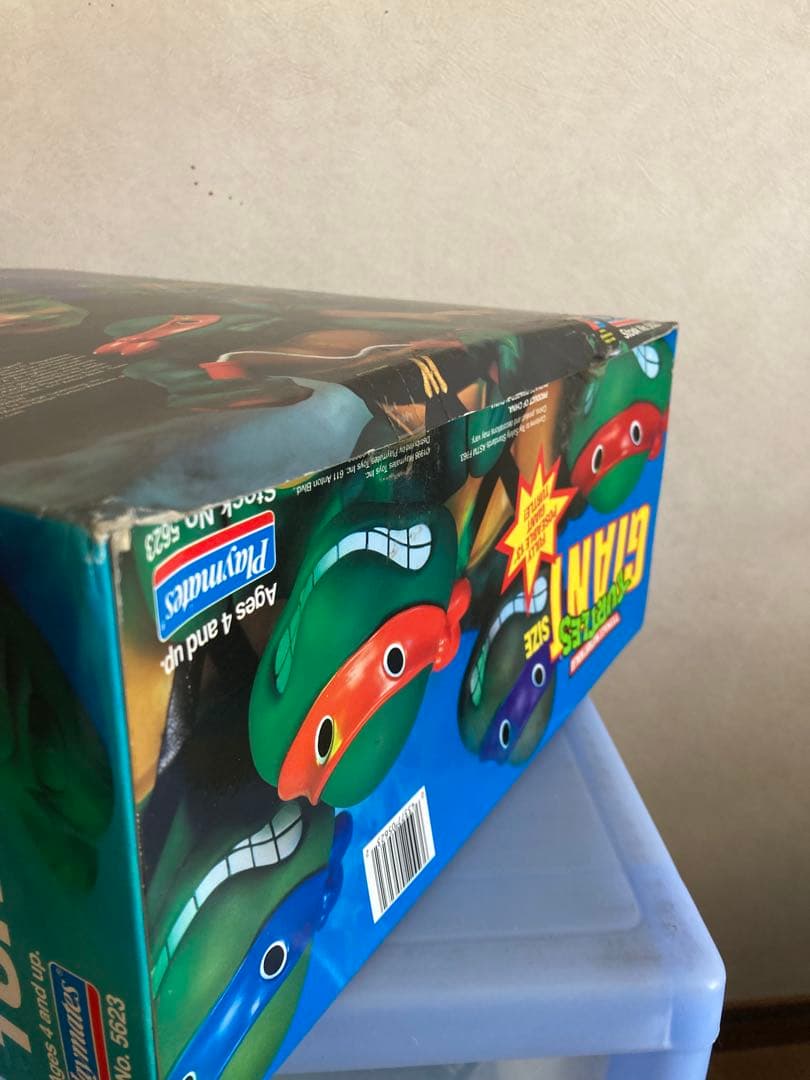 ミュータントタートルズ ジャイアントフィギュア ３体セット。