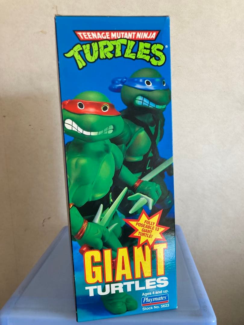 ミュータントタートルズ ジャイアントフィギュア ３体セット。