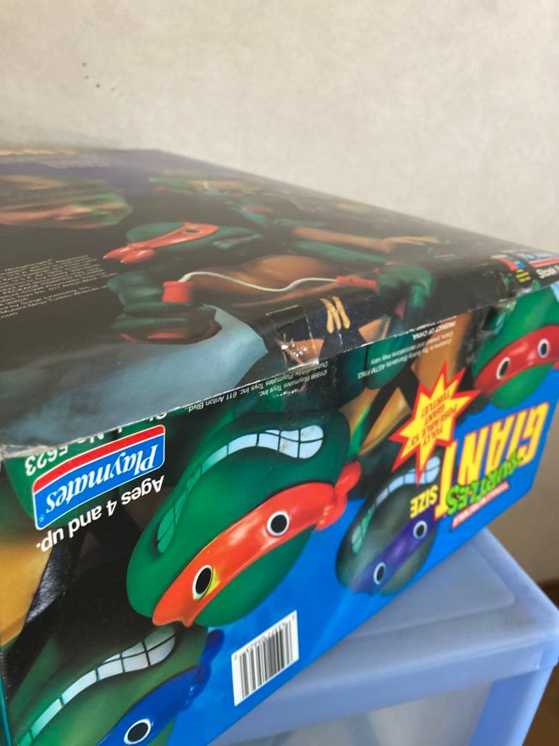 ミュータントタートルズ ジャイアントフィギュア ３体セット。