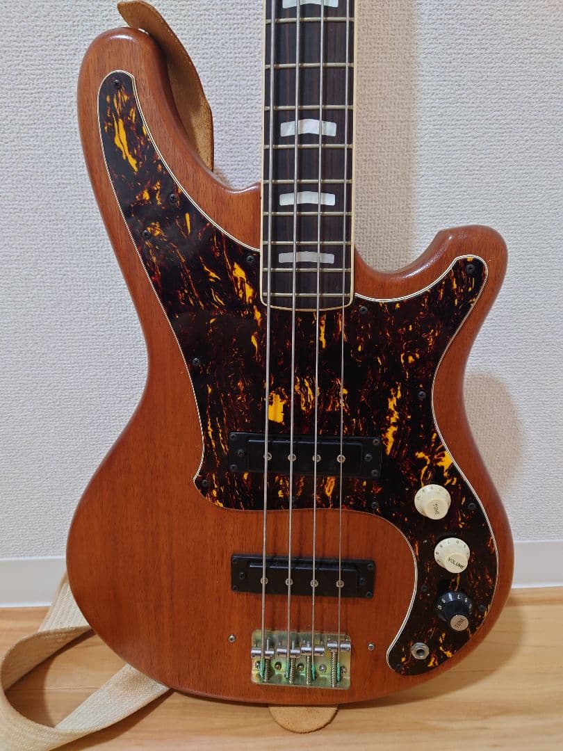 ヤマハ　ベースギター