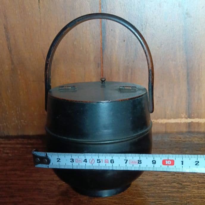 銅製　丸型蓋付き容器　灰皿　凹み有　ヴィンテージ　花器