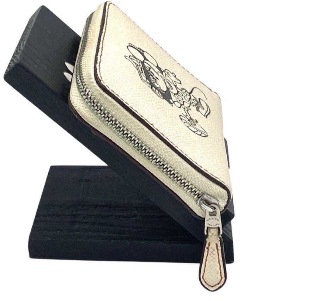 【Disneyコラボ 】Coach ミニーマウス 折り財布 ラウンドファスナー