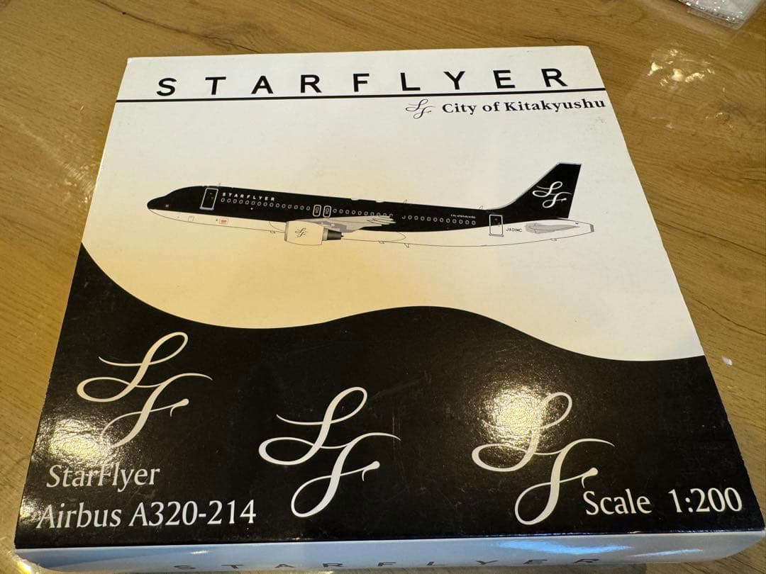 StarFlyer Airbus A320-214 1:200スケール　完成品