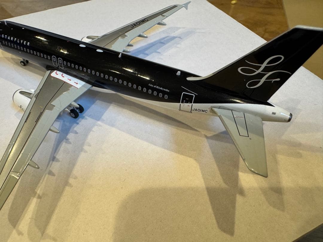 StarFlyer Airbus A320-214 1:200スケール　完成品