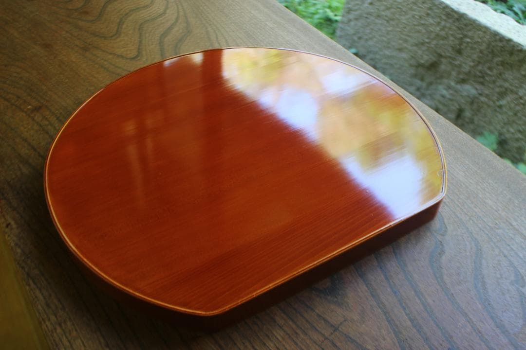 デッドストック！優美な拭き漆の映える春慶塗の半月盆（検漆器漆盆茶道具お盆お膳